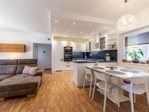 Prodej rodinného domu, Kostelec nad Černými lesy - Kostelec nad Černými Lesy, Na Hrázi, 125 m2