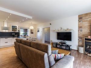 Prodej rodinného domu, Kostelec nad Černými lesy - Kostelec nad Černými Lesy, Na Hrázi, 125 m2