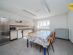 Prodej výrobních prostor, Mankovice, 2880 m2