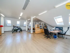 Prodej výrobních prostor, Mankovice, 2880 m2