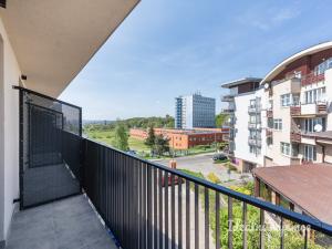 Pronájem bytu 2+kk, Praha - Kyje, Za černým mostem, 42 m2