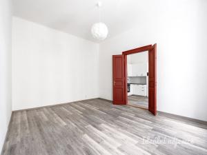 Pronájem bytu 2+kk, Praha - Vinohrady, Slovenská, 57 m2