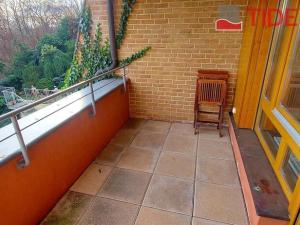 Pronájem bytu 1+kk, Praha - Smíchov, Pod Hybšmankou, 50 m2