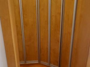 Pronájem bytu 1+kk, Praha - Smíchov, Pod Hybšmankou, 50 m2