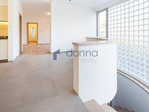 Pronájem bytu 3+1, Praha - Troja, Trojská, 114 m2
