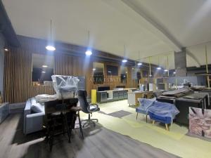 Prodej komerční nemovitosti, Karlovy Vary, Foersterova, 960 m2