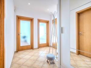 Prodej bytu 2+kk, Praha - Stodůlky, Tlumačovská, 62 m2