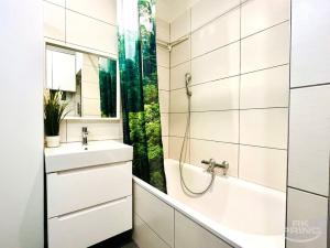 Prodej bytu 3+1, Praha - Strašnice, Věšínova, 99 m2