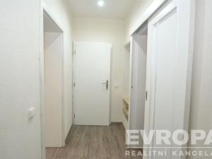 Pronájem rodinného domu, Praha - Dolní Chabry, Kobyliská, 225 m2