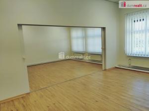 Pronájem kanceláře, Praha - Smíchov, Drtinova, 43 m2