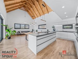 Prodej rodinného domu, Únětice, 224 m2