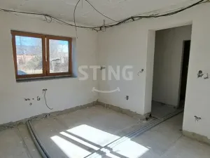 Prodej rodinného domu, Jezernice, 135 m2