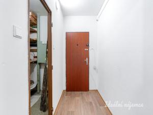 Pronájem bytu 2+1, Praha - Záběhlice, Bramboříková, 57 m2