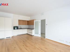 Pronájem bytu 2+kk, Praha - Střešovice, Na dračkách, 58 m2