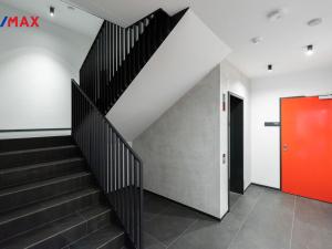 Pronájem bytu 2+kk, Praha - Střešovice, Na dračkách, 58 m2
