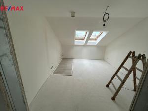 Prodej rodinného domu, Měnín, 268 m2