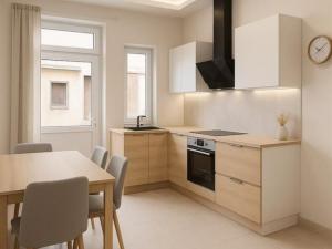 Prodej bytu 2+1, Nejdek, náměstí Karla IV., 74 m2