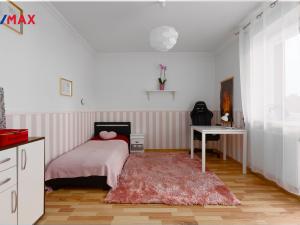 Prodej bytu 3+kk, Karlovy Vary - Drahovice, Zbrojnická, 91 m2