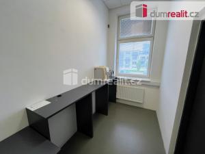 Pronájem kanceláře, Uherské Hradiště - Mařatice, Města Mayen, 36 m2