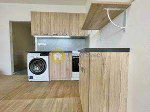 Pronájem bytu 1+kk, Strakonice - Strakonice II, Na Ohradě, 32 m2