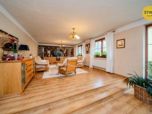 Prodej rodinného domu, Dolní Lomná, 200 m2