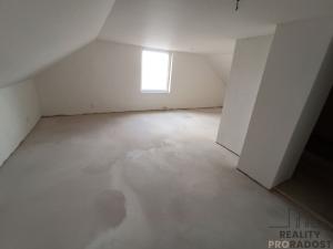 Prodej rodinného domu, Veltruby, K zastávce, 140 m2