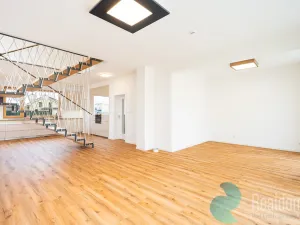 Prodej rodinného domu, České Budějovice, Ke Včelné, 207 m2