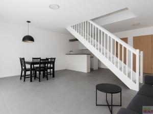 Prodej rodinného domu, Jenštejn, Zlatnická, 125 m2