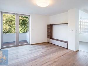 Pronájem bytu 3+1, Praha - Troja, Trojská, 114 m2