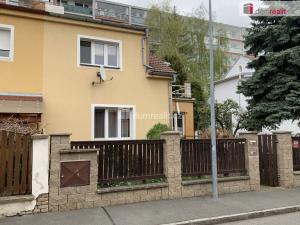Prodej rodinného domu, Praha - Prosek, Hlavenecká, 165 m2