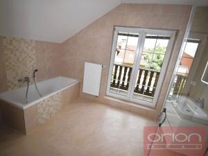 Pronájem rodinného domu, Průhonice, Pod Valem II., 300 m2
