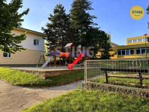 Pronájem bytu 2+1, Třebíč, Modřínová, 53 m2