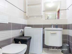 Pronájem bytu 2+kk, Praha - Stodůlky, Holýšovská, 47 m2