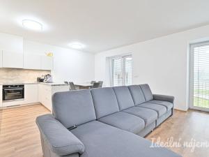 Pronájem bytu 2+kk, Slavkov u Brna, Slovanská, 81 m2