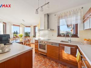 Prodej rodinného domu, Býšť, 4478 m2