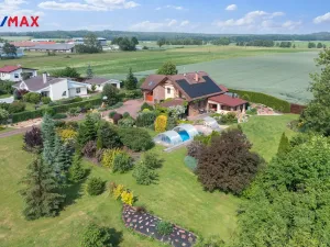 Prodej rodinného domu, Býšť, 4478 m2