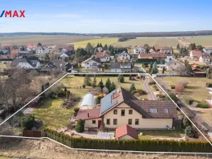 Prodej rodinného domu, Býšť, 4478 m2