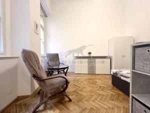 Pronájem bytu 1+1, Praha - Staré Město, Smetanovo nábřeží, 35 m2