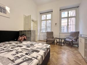 Pronájem bytu 1+1, Praha - Staré Město, Smetanovo nábřeží, 35 m2