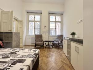 Pronájem bytu 1+1, Praha - Staré Město, Smetanovo nábřeží, 35 m2