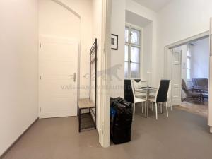 Pronájem bytu 1+1, Praha - Staré Město, Smetanovo nábřeží, 35 m2