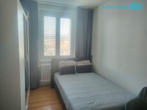 Prodej bytu 4+1, Karlovy Vary, Plešivecká, 77 m2