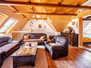 Prodej rodinného domu, Frymburk, č.ev., 294 m2