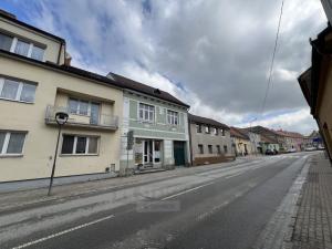 Pronájem bytu 2+1, Trhové Sviny, Nové město, 71 m2