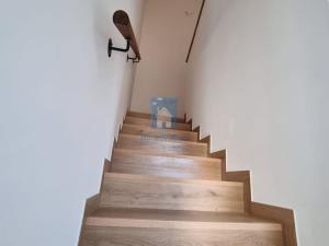 Prodej bytu 4+1, Praha - Běchovice, Pplk. Nováčka, 348 m2