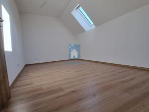 Prodej bytu 4+1, Praha - Běchovice, Pplk. Nováčka, 348 m2