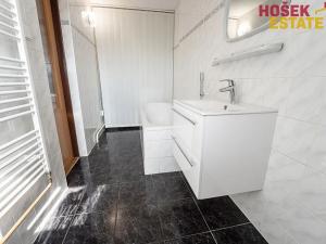 Prodej rodinného domu, Tvarožná Lhota, 170 m2