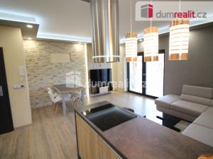 Prodej bytu 2+kk, Boží Dar, 51 m2