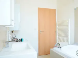 Pronájem rodinného domu, Chýně, Střední, 131 m2