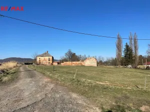 Prodej komerčního pozemku, Vražné, 13407 m2